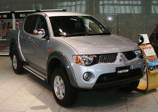 Mitsubishi Triton, the first in Japan since the extinction of pickup trucks in JDM.